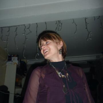 Delora c Delora