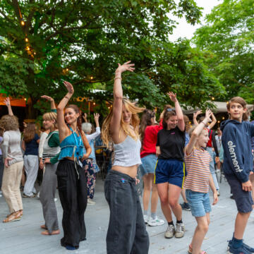 TAZ Dansemble Hans Lenvain 20240