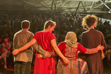 TAZ25 hetliedvandefeniks delphinelebon 20250802 278 HR